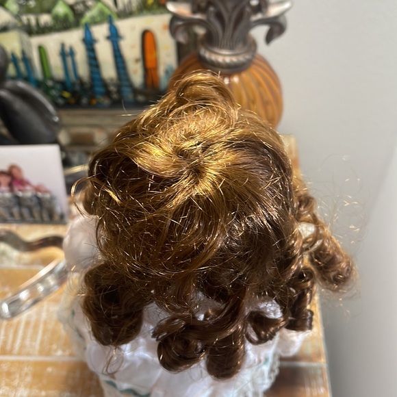 Porcelain Doll - Picture 6 of 7